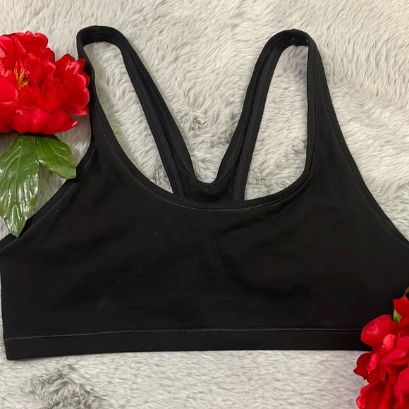 Black Sports Bra (size 36) - Picture 4 of 7